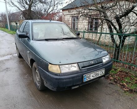 Зеленый ВАЗ 2110, объемом двигателя 1.6 л и пробегом 300 тыс. км за 1350 $, фото 1 на Automoto.ua