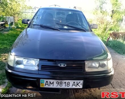 Зеленый ВАЗ 2110, объемом двигателя 1.6 л и пробегом 230 тыс. км за 1200 $, фото 1 на Automoto.ua