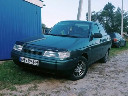 Зеленый ВАЗ 2110, объемом двигателя 1.6 л и пробегом 100 тыс. км за 2200 $, фото 1 на Automoto.ua