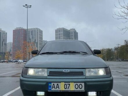 Зеленый ВАЗ 2110, объемом двигателя 1.6 л и пробегом 210 тыс. км за 2500 $, фото 1 на Automoto.ua