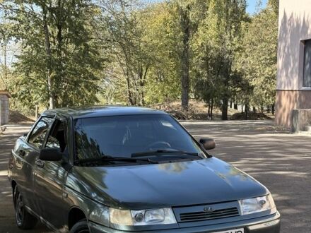 Зеленый ВАЗ 2110, объемом двигателя 1.6 л и пробегом 240 тыс. км за 3100 $, фото 1 на Automoto.ua