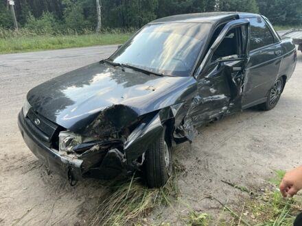 ВАЗ 21104 2006 в Чернигове на Automoto.ua Черный ВАЗ 21104, объемом двигателя 1.6 л и пробегом 160 тыс. км за 1000 $, фото 1 на Automoto.ua