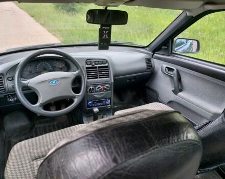 Сірий ВАЗ 21104, об'ємом двигуна 1.6 л та пробігом 117 тис. км за 2800 $, фото 6 на Automoto.ua