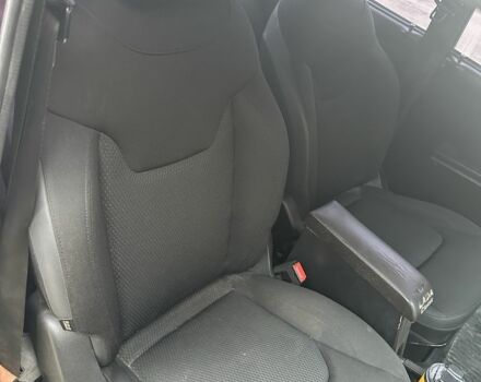 Фиолетовый ВАЗ 21106, объемом двигателя 1.5 л и пробегом 80 тыс. км за 1048 $, фото 7 на Automoto.ua