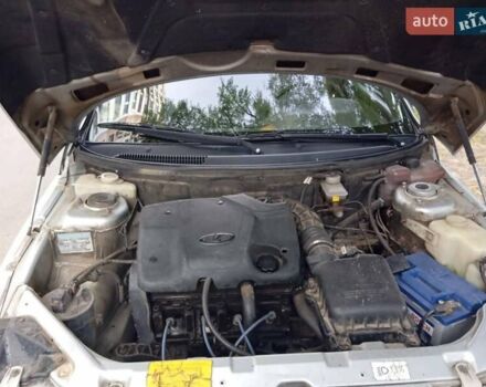 Білий ВАЗ 2111, об'ємом двигуна 1.6 л та пробігом 98 тис. км за 1700 $, фото 2 на Automoto.ua