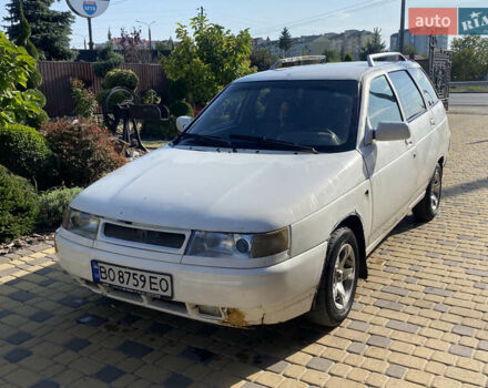 Белый ВАЗ 2111, объемом двигателя 1.6 л и пробегом 265 тыс. км за 900 $, фото 1 на Automoto.ua