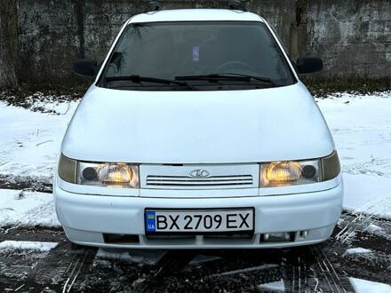 Белый ВАЗ 2111, объемом двигателя 1.6 л и пробегом 210 тыс. км за 1950 $, фото 1 на Automoto.ua