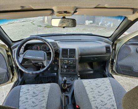 Бежевый ВАЗ 2111, объемом двигателя 1.6 л и пробегом 140 тыс. км за 2500 $, фото 6 на Automoto.ua