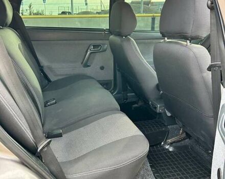 Бежевий ВАЗ 2111, об'ємом двигуна 1.6 л та пробігом 250 тис. км за 3199 $, фото 26 на Automoto.ua