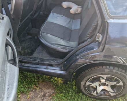 Черный ВАЗ 2111, объемом двигателя 0 л и пробегом 185 тыс. км за 1300 $, фото 5 на Automoto.ua