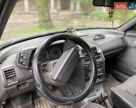 Черный ВАЗ 2111, объемом двигателя 1.6 л и пробегом 160 тыс. км за 2500 $, фото 4 на Automoto.ua