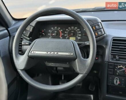 ВАЗ 2111 2005 в Черновцах на Automoto.ua Черный ВАЗ 2111, объемом двигателя 1.6 л и пробегом 1 тыс. км за 4500 $, фото 100 на Automoto.ua