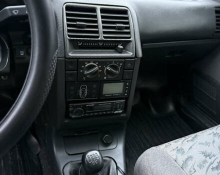 Черный ВАЗ 2111, объемом двигателя 1.6 л и пробегом 180 тыс. км за 2000 $, фото 19 на Automoto.ua