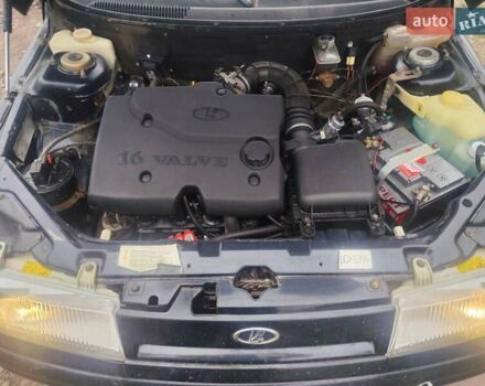 Черный ВАЗ 2111, объемом двигателя 1.6 л и пробегом 295 тыс. км за 1250 $, фото 4 на Automoto.ua