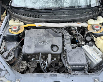 Черный ВАЗ 2111, объемом двигателя 1.6 л и пробегом 180 тыс. км за 2000 $, фото 6 на Automoto.ua