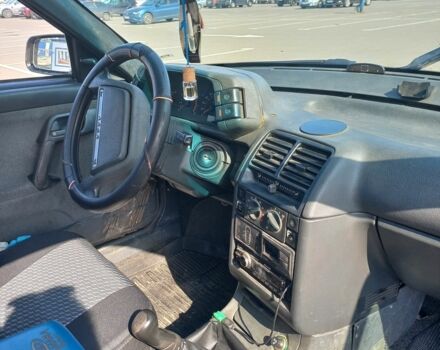 Черный ВАЗ 2111, объемом двигателя 1.5 л и пробегом 213 тыс. км за 1500 $, фото 7 на Automoto.ua