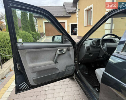 Черный ВАЗ 2111, объемом двигателя 0 л и пробегом 150 тыс. км за 1750 $, фото 10 на Automoto.ua