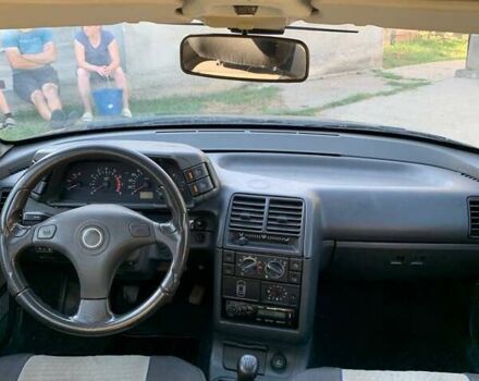 Черный ВАЗ 2111, объемом двигателя 1.62 л и пробегом 207 тыс. км за 2000 $, фото 10 на Automoto.ua