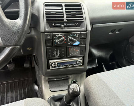 Черный ВАЗ 2111, объемом двигателя 0 л и пробегом 150 тыс. км за 1750 $, фото 15 на Automoto.ua