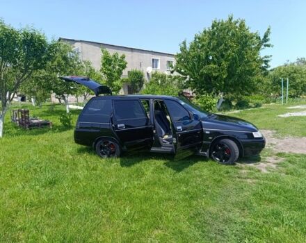 Черный ВАЗ 2111, объемом двигателя 0 л и пробегом 245 тыс. км за 2700 $, фото 1 на Automoto.ua