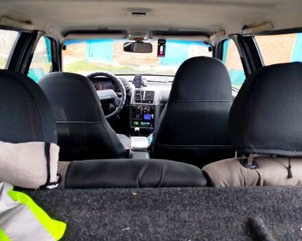 Черный ВАЗ 2111, объемом двигателя 1.6 л и пробегом 155 тыс. км за 3000 $, фото 11 на Automoto.ua