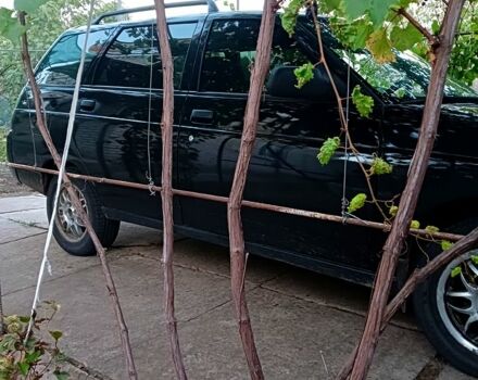 Черный ВАЗ 2111, объемом двигателя 1.6 л и пробегом 107 тыс. км за 1800 $, фото 2 на Automoto.ua