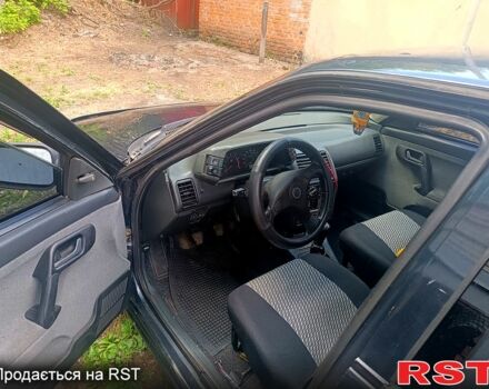 Черный ВАЗ 2111, объемом двигателя 1.6 л и пробегом 206 тыс. км за 1900 $, фото 2 на Automoto.ua