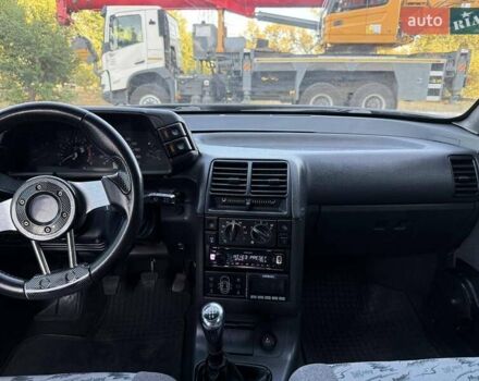 Черный ВАЗ 2111, объемом двигателя 1.6 л и пробегом 184 тыс. км за 3000 $, фото 12 на Automoto.ua