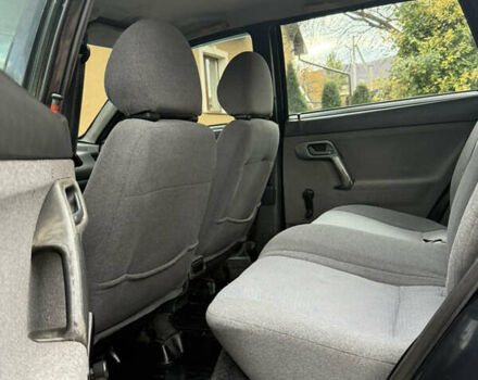 ВАЗ 2111 2007 в Косове на Automoto.ua Черный ВАЗ 2111, объемом двигателя 0 л и пробегом 150 тыс. км за 1750 $, фото 11 на Automoto.ua