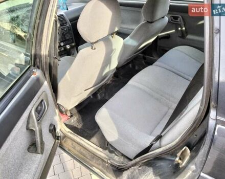 Черный ВАЗ 2111, объемом двигателя 1.6 л и пробегом 314 тыс. км за 1700 $, фото 24 на Automoto.ua