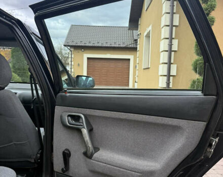 ВАЗ 2111 2007 в Косове на Automoto.ua Черный ВАЗ 2111, объемом двигателя 0 л и пробегом 150 тыс. км за 1750 $, фото 16 на Automoto.ua