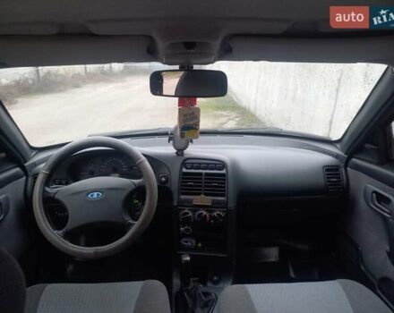 Чорний ВАЗ 2111, об'ємом двигуна 1.6 л та пробігом 132 тис. км за 2950 $, фото 11 на Automoto.ua