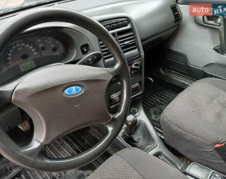 Черный ВАЗ 2111, объемом двигателя 1.6 л и пробегом 200 тыс. км за 2500 $, фото 8 на Automoto.ua