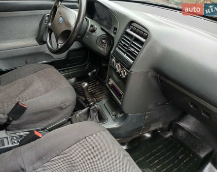 Черный ВАЗ 2111, объемом двигателя 1.6 л и пробегом 200 тыс. км за 2500 $, фото 9 на Automoto.ua