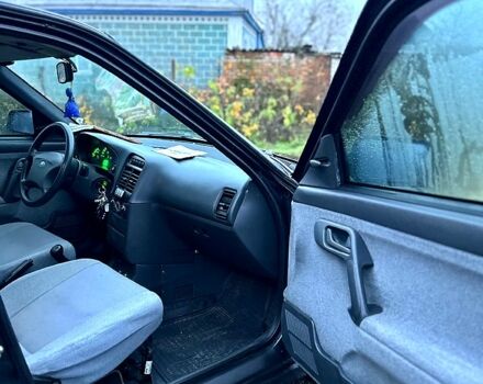 Чорний ВАЗ 2111, об'ємом двигуна 1.6 л та пробігом 195 тис. км за 2300 $, фото 5 на Automoto.ua