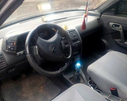 Черный ВАЗ 2111, объемом двигателя 1.6 л и пробегом 18 тыс. км за 4200 $, фото 4 на Automoto.ua