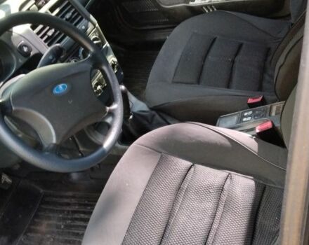 Черный ВАЗ 2111, объемом двигателя 1 л и пробегом 170 тыс. км за 1900 $, фото 7 на Automoto.ua