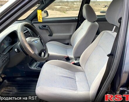 Черный ВАЗ 2111, объемом двигателя 1.6 л и пробегом 128 тыс. км за 2700 $, фото 5 на Automoto.ua