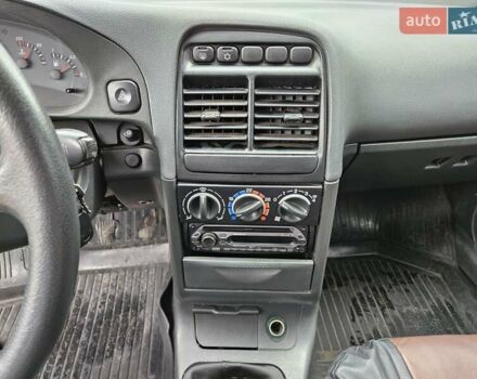 ВАЗ 2111 2011 в Шостке на Automoto.ua Черный ВАЗ 2111, объемом двигателя 1.6 л и пробегом 176 тыс. км за 2900 $, фото 12 на Automoto.ua