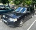Черный ВАЗ 2111, объемом двигателя 1.6 л и пробегом 300 тыс. км за 2000 $, фото 1 на Automoto.ua