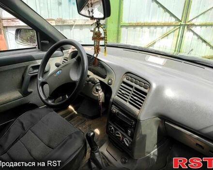 Черный ВАЗ 2111, объемом двигателя 1.6 л и пробегом 140 тыс. км за 1550 $, фото 1 на Automoto.ua