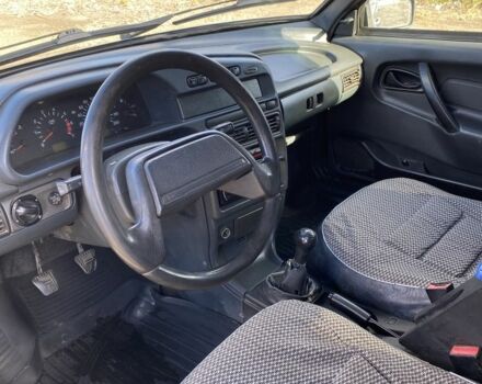 Красный ВАЗ 2111, объемом двигателя 1.6 л и пробегом 256 тыс. км за 1850 $, фото 10 на Automoto.ua