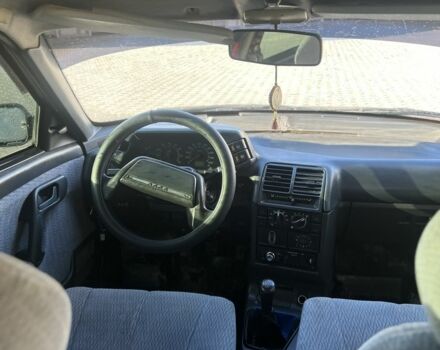 Красный ВАЗ 2111, объемом двигателя 1.6 л и пробегом 100 тыс. км за 907 $, фото 5 на Automoto.ua