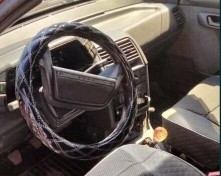 Красный ВАЗ 2111, объемом двигателя 1.5 л и пробегом 255 тыс. км за 2400 $, фото 4 на Automoto.ua