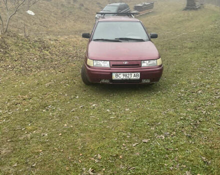 Красный ВАЗ 2111, объемом двигателя 1.5 л и пробегом 240 тыс. км за 1300 $, фото 1 на Automoto.ua