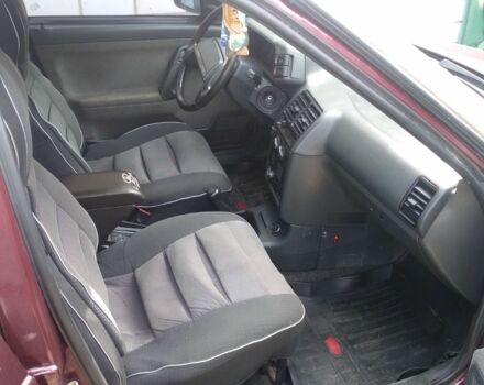 Красный ВАЗ 2111, объемом двигателя 1.6 л и пробегом 1 тыс. км за 1400 $, фото 4 на Automoto.ua