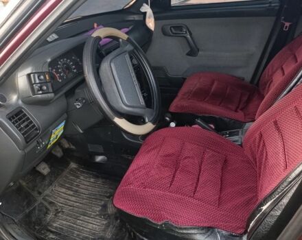 Красный ВАЗ 2111, объемом двигателя 1.6 л и пробегом 214 тыс. км за 1900 $, фото 5 на Automoto.ua