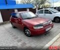 Красный ВАЗ 2111, объемом двигателя 1.5 л и пробегом 214 тыс. км за 950 $, фото 1 на Automoto.ua