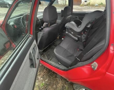 Красный ВАЗ 2111, объемом двигателя 1.6 л и пробегом 253 тыс. км за 2700 $, фото 6 на Automoto.ua