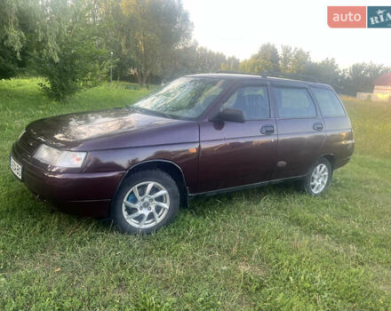 Красный ВАЗ 2111, объемом двигателя 1.6 л и пробегом 240 тыс. км за 1700 $, фото 2 на Automoto.ua